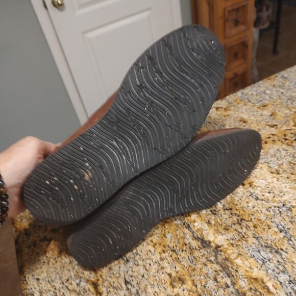 Tommy Bahama Shoes Mens Size 11.5 Brown Leather Slip On Eaton Loafers Comfort - Picture 8 of 14